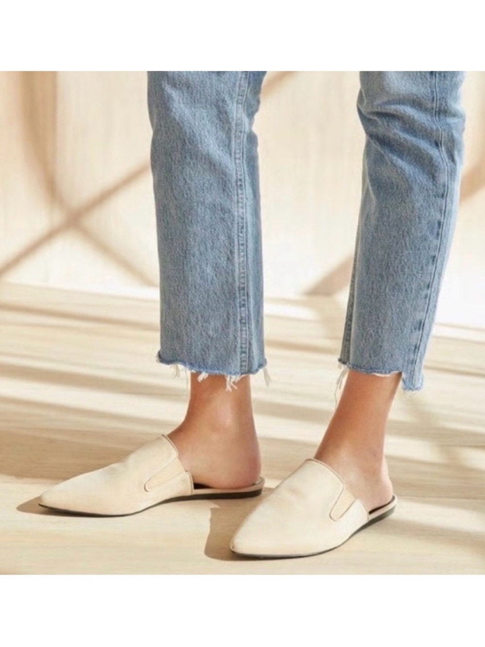 🔹 Jenni Kayne Beige Suede Pointed Mules EUC Size 7 Bag Included